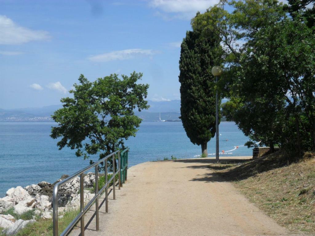 Apartman Jadranka Njivice Εξωτερικό φωτογραφία